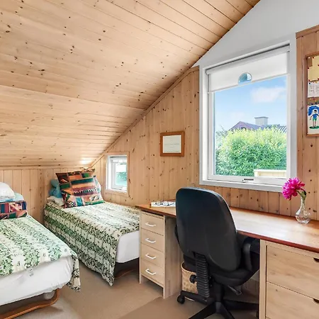 Semesterbostad Four-bedroom In *