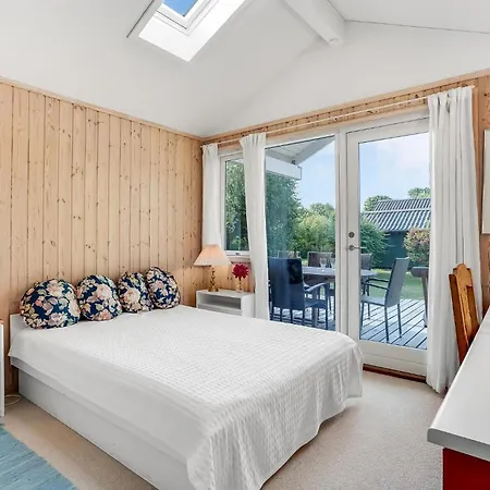 4 Bedroom Lovely In