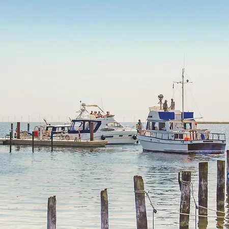Four-bedroom In Semesterbostad Nysted